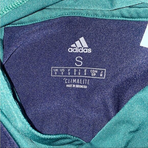 Adidas Lightweight Pullover   - Picture 3 of 4